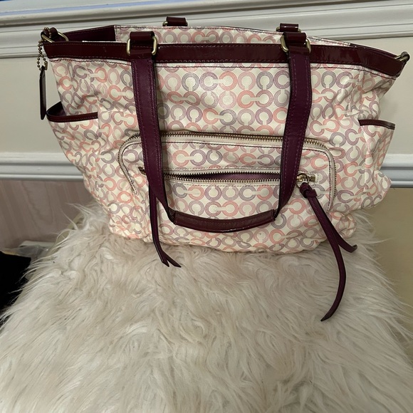 Coach Stylish Cream and Purple Women's Large Tote Bag S-P - Picture 1 of 4